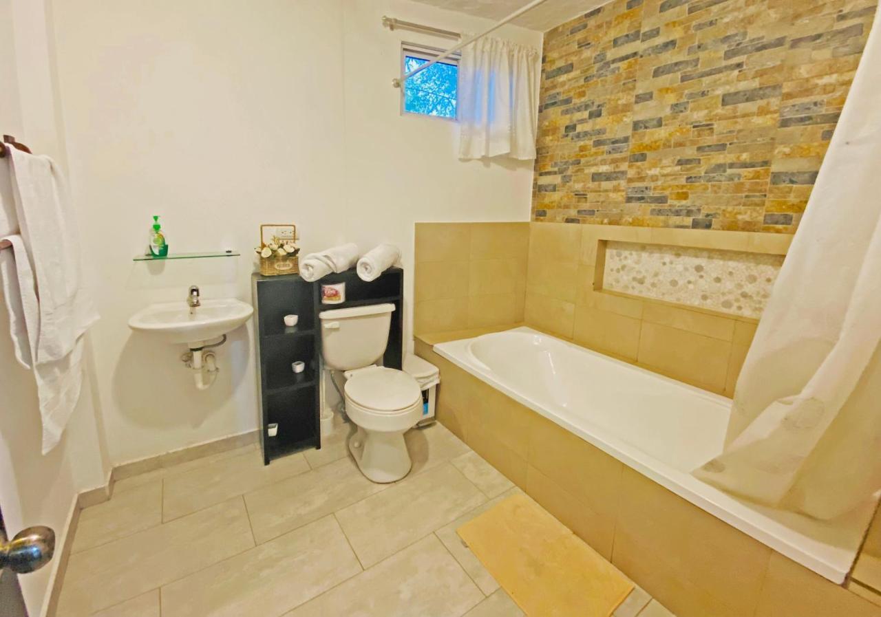 Carpao Lodging Galapagos Puerto Ayora  Ngoại thất bức ảnh