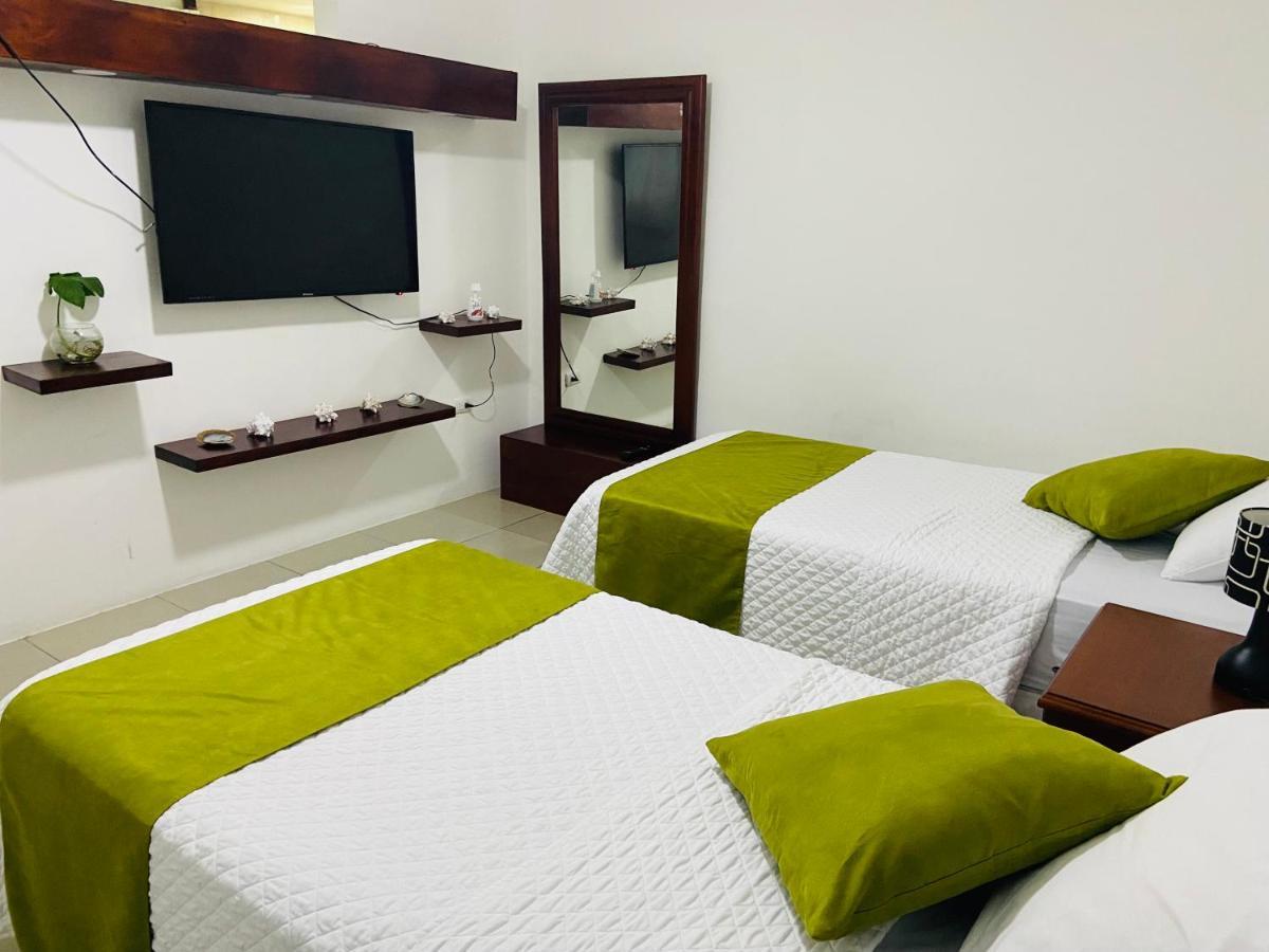 Carpao Lodging Galapagos Puerto Ayora  Ngoại thất bức ảnh