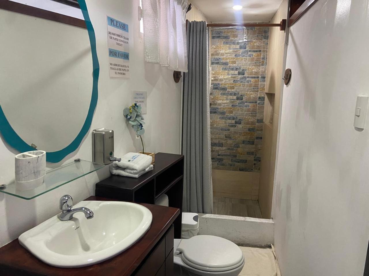 Carpao Lodging Galapagos Puerto Ayora  Ngoại thất bức ảnh